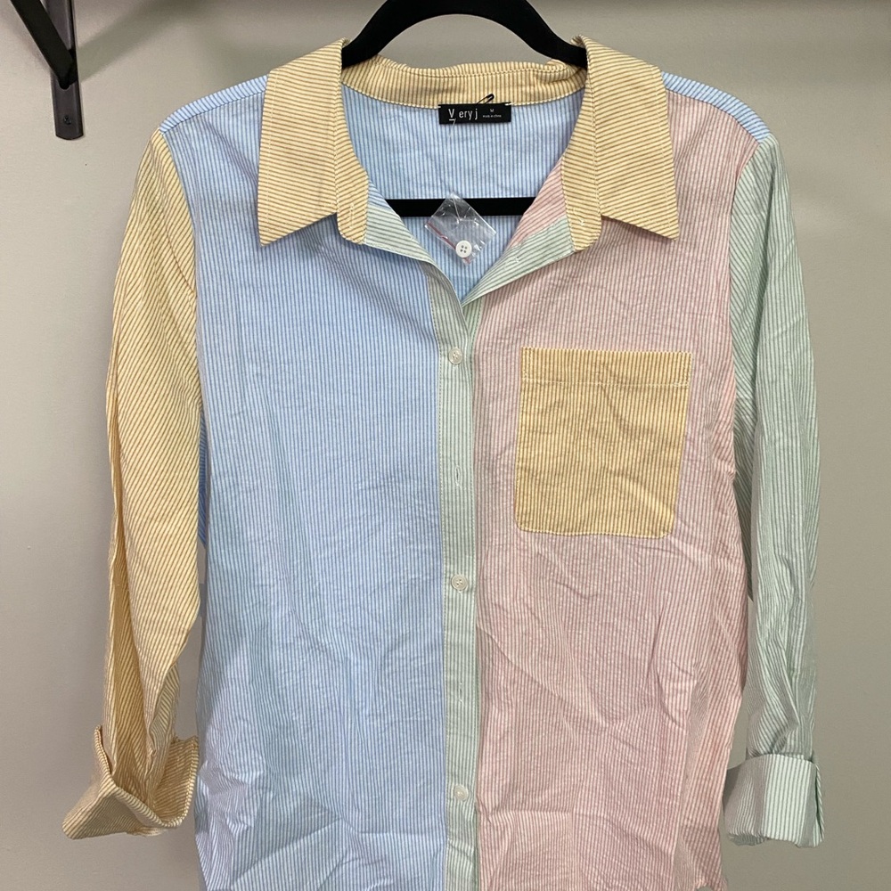 ⭐️ 2/$30 ⭐️ Striped Colorblock Button Down